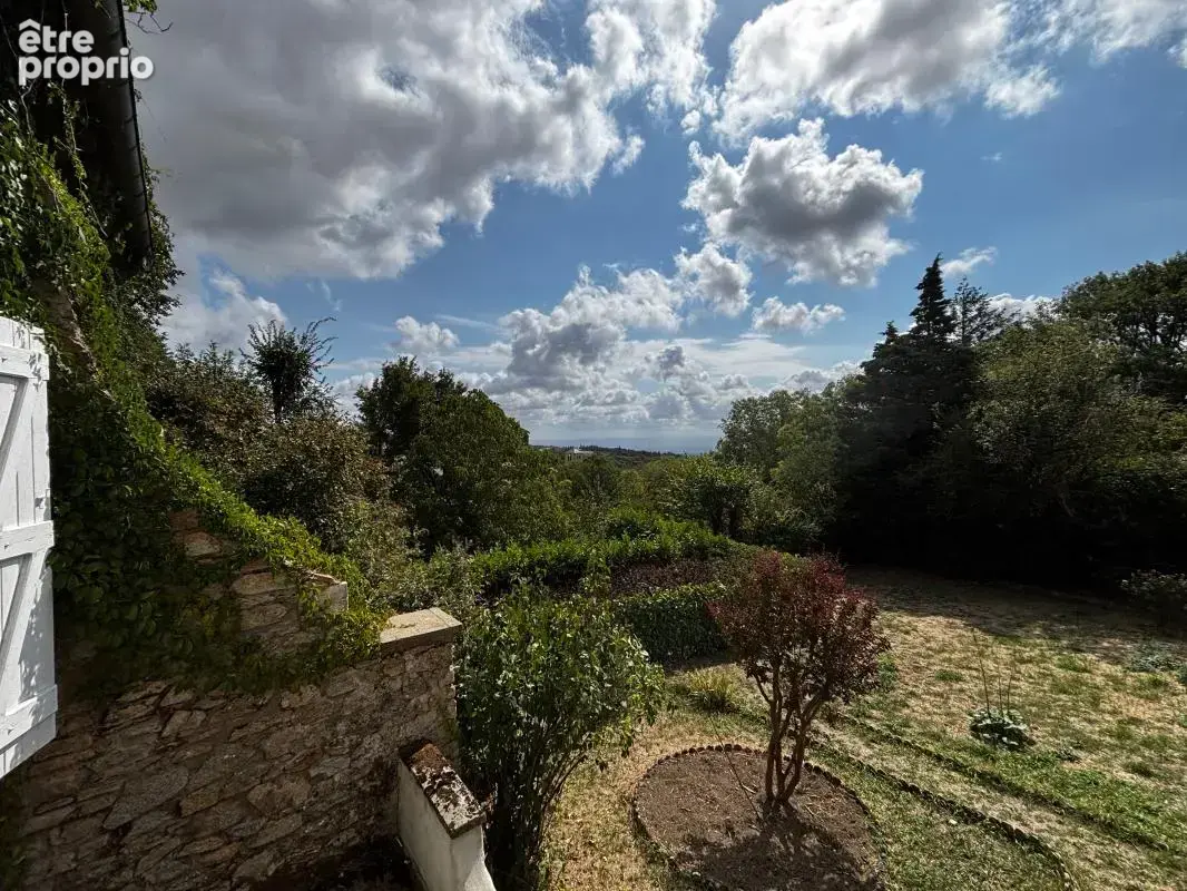 Maison à Saissac avec magnifique terrain - photo 3