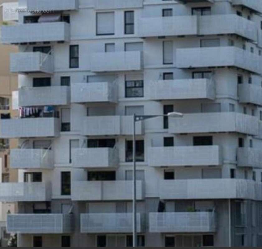 Appartement à NANTERRE