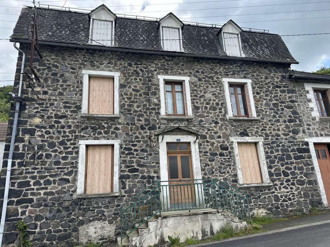 Appartement à NEUSSARGUES-MOISSAC