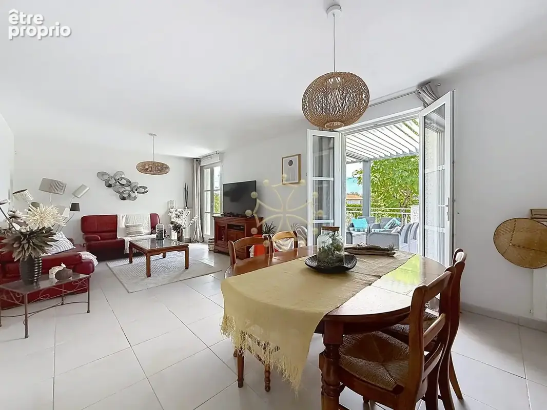 Maison 6 pièces 170 m² à vendre à Rouffiac-Tolosan (31180) - photo 3