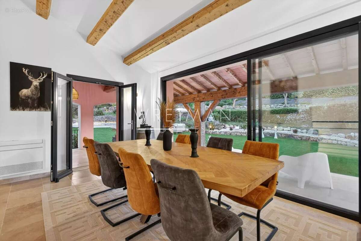 Maison à LORGUES
