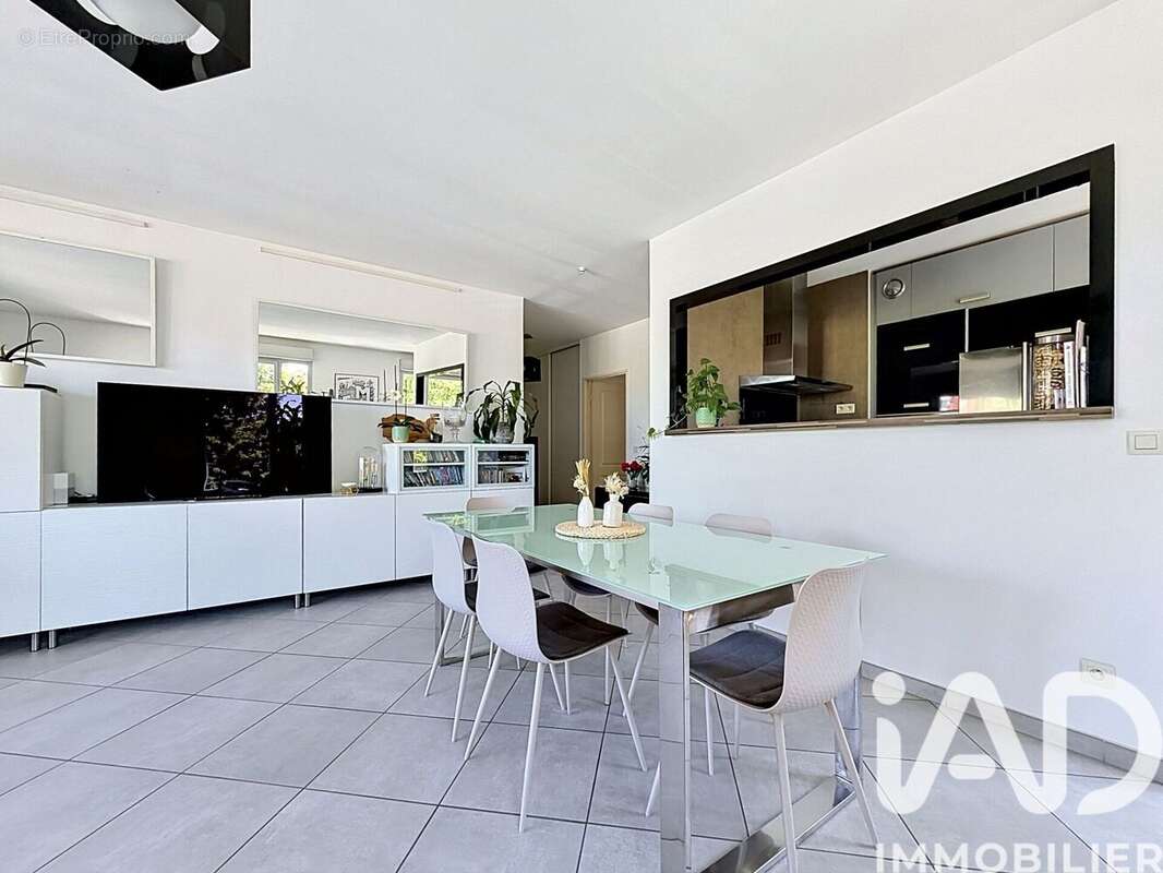 Appartement 92 m² à Beaumont  - photo 2
