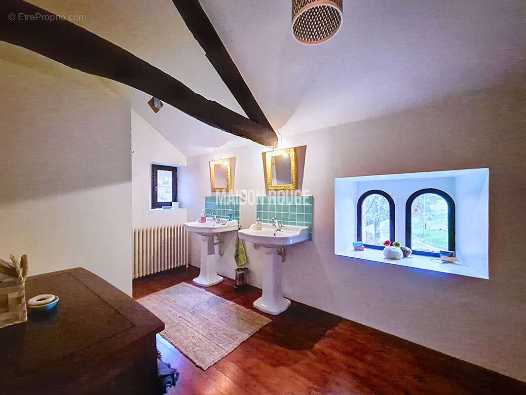 Maison à BECHEREL