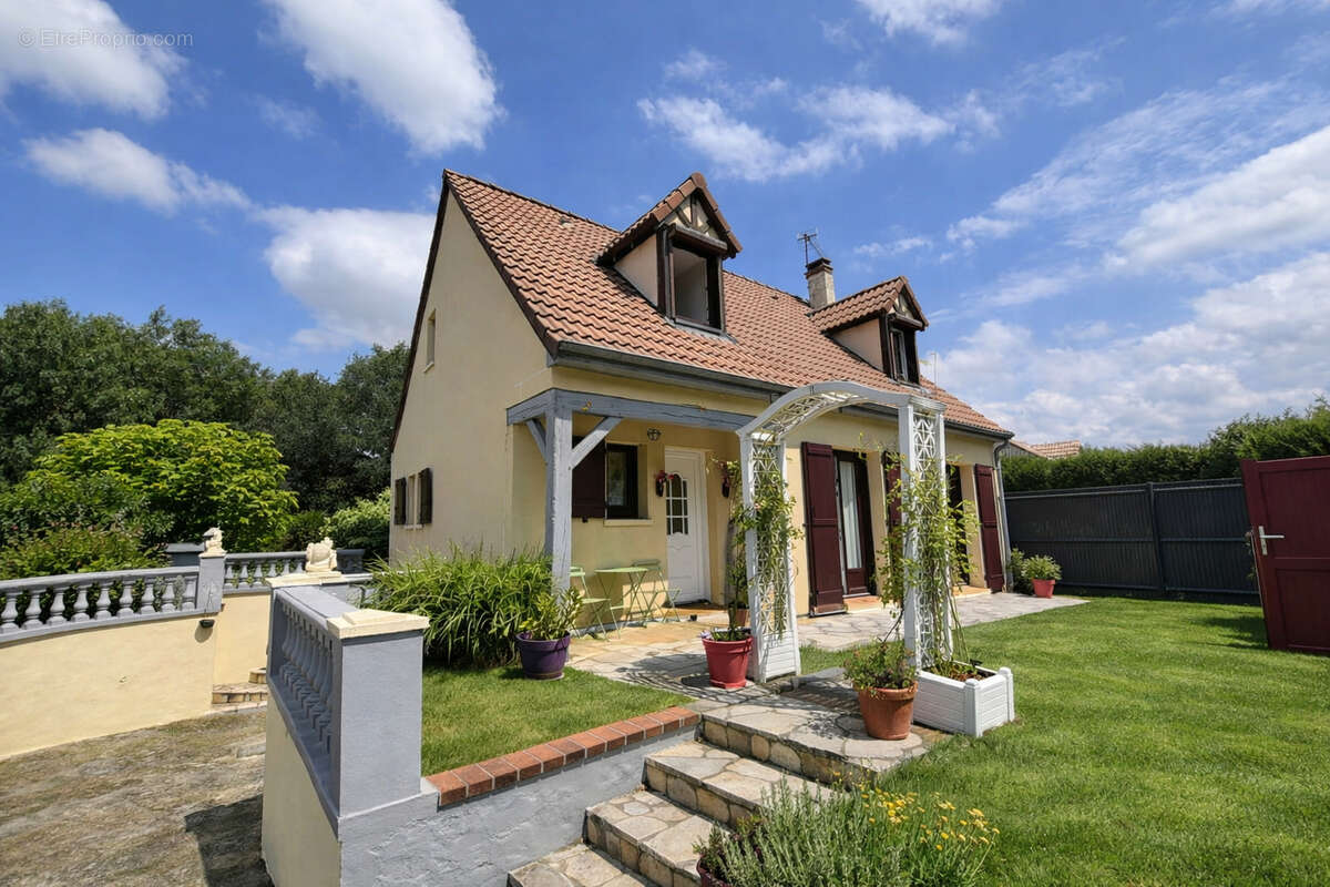 Maison Nogent Le Roi 2 mn - photo 10