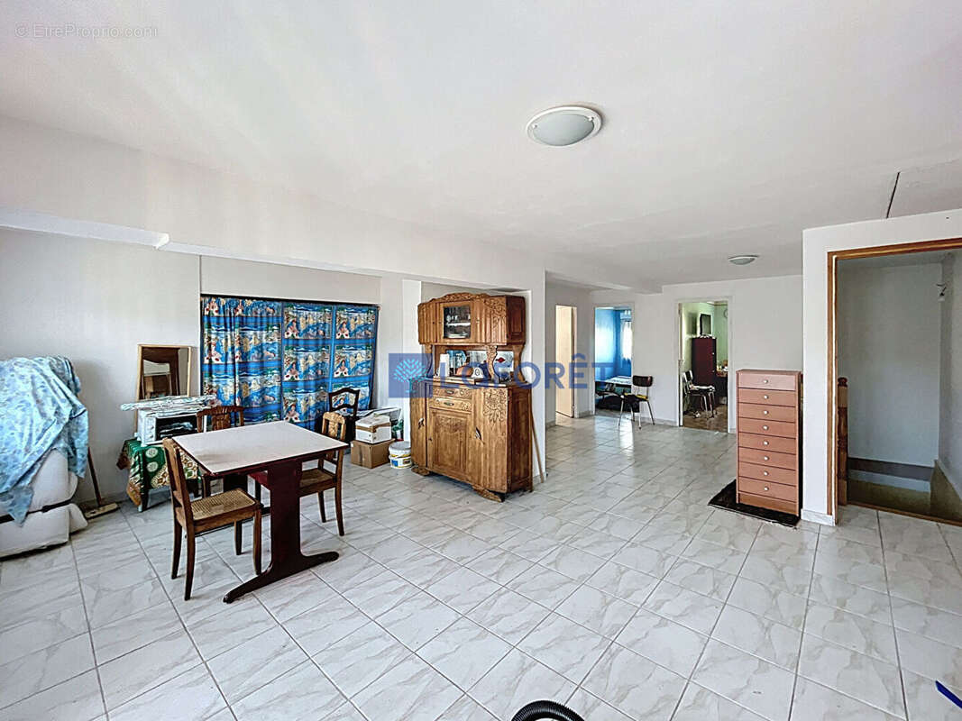 Maison à SAVIGNY-SUR-ORGE