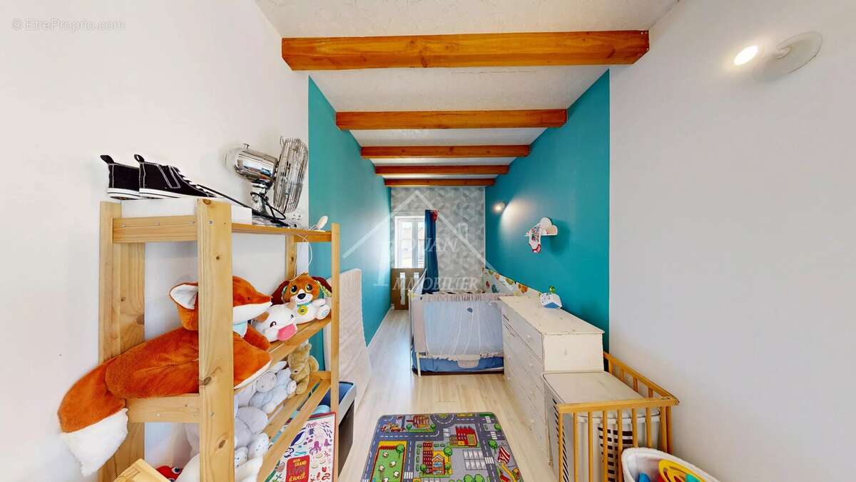 Exclusivite maison trois chambres et cour - photo 10