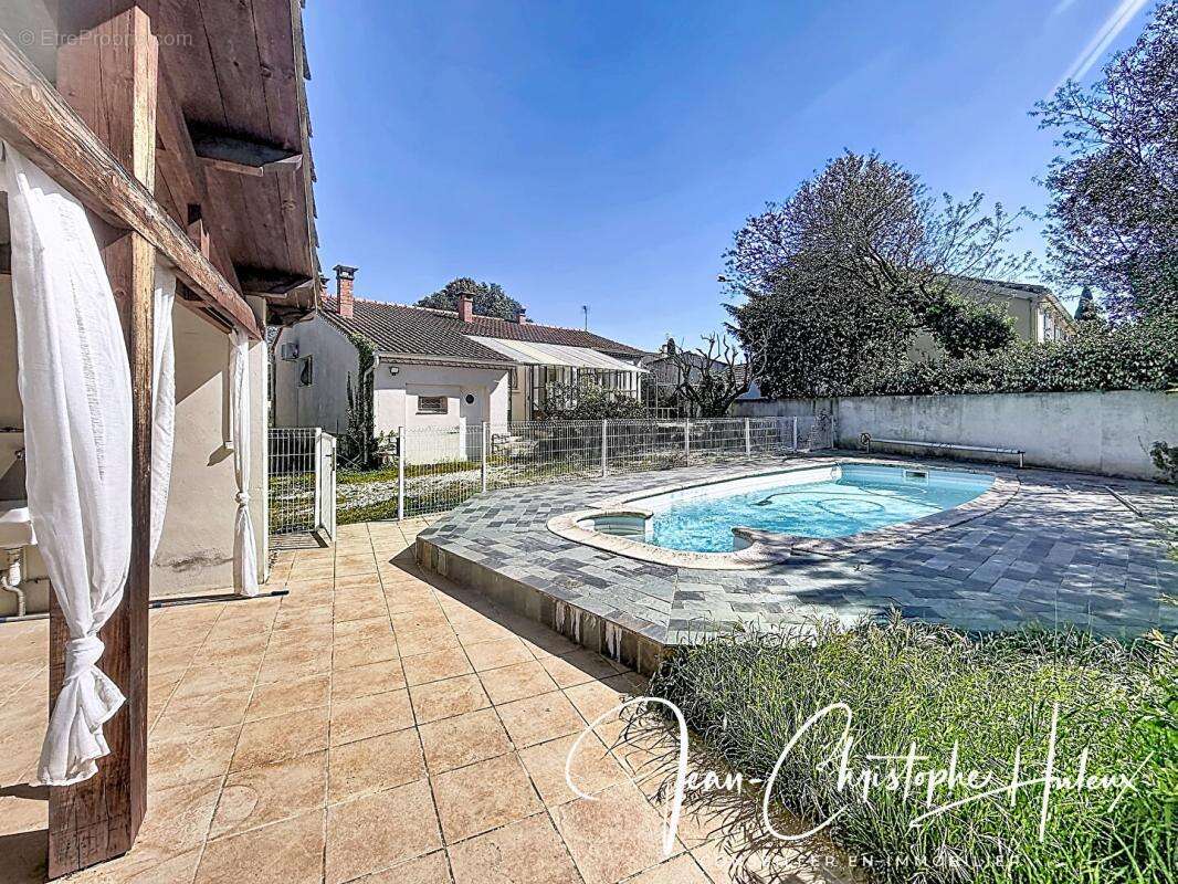 Maison à BOUILLARGUES