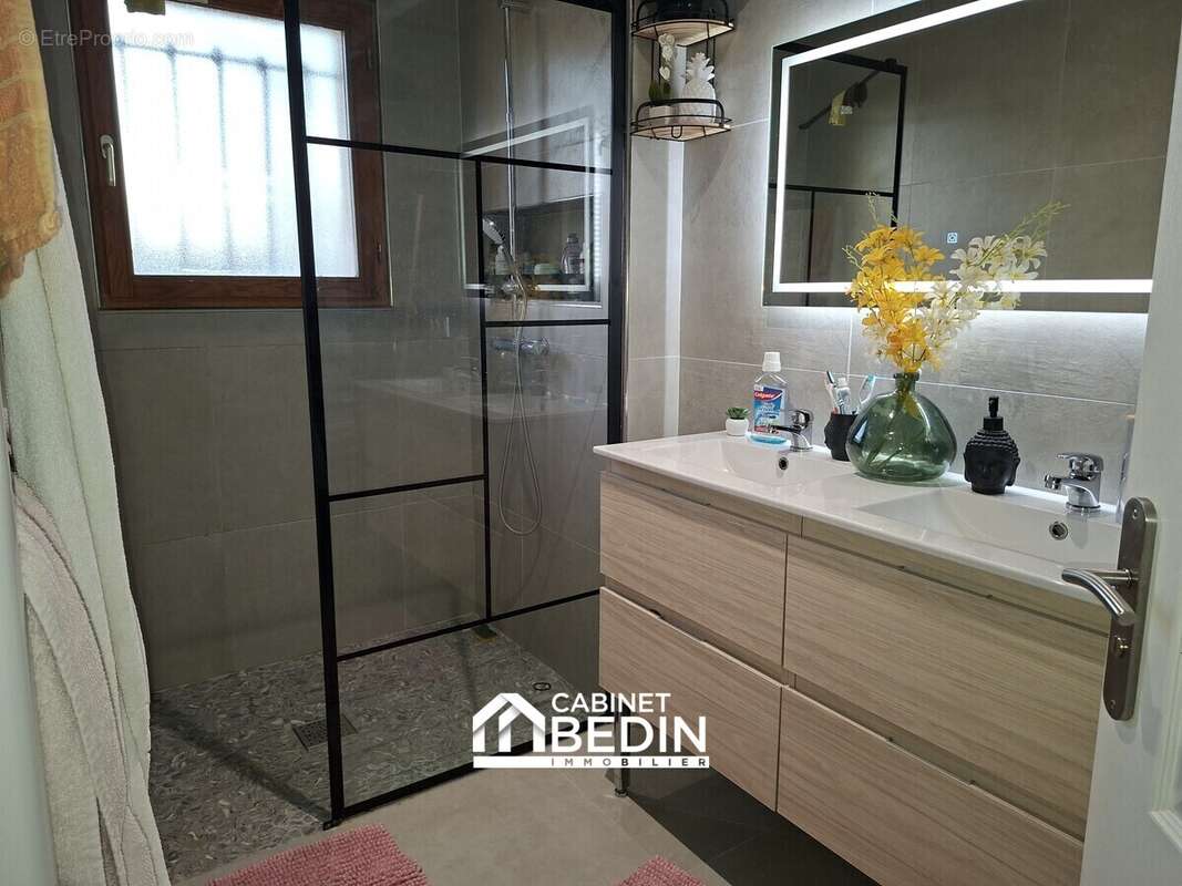 Maison 156 m² à Biganos  - photo 5