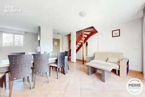 Maison à ROUSSET