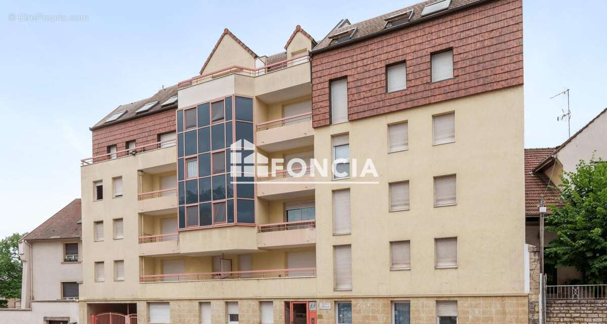 Quartier MONTCHAPET, proximité avenue Victor Hugo, élégant et spacieux T4bis avec Terrasse et Balcon - photo 11