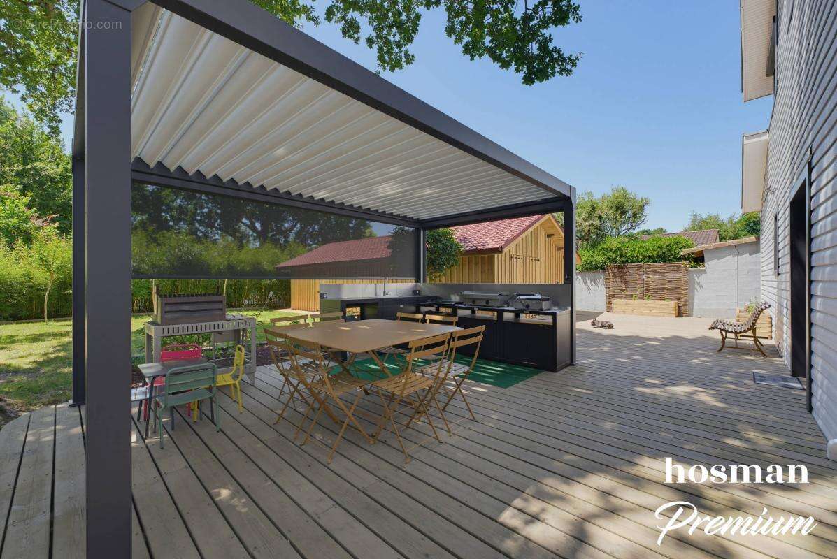 Maison à PESSAC
