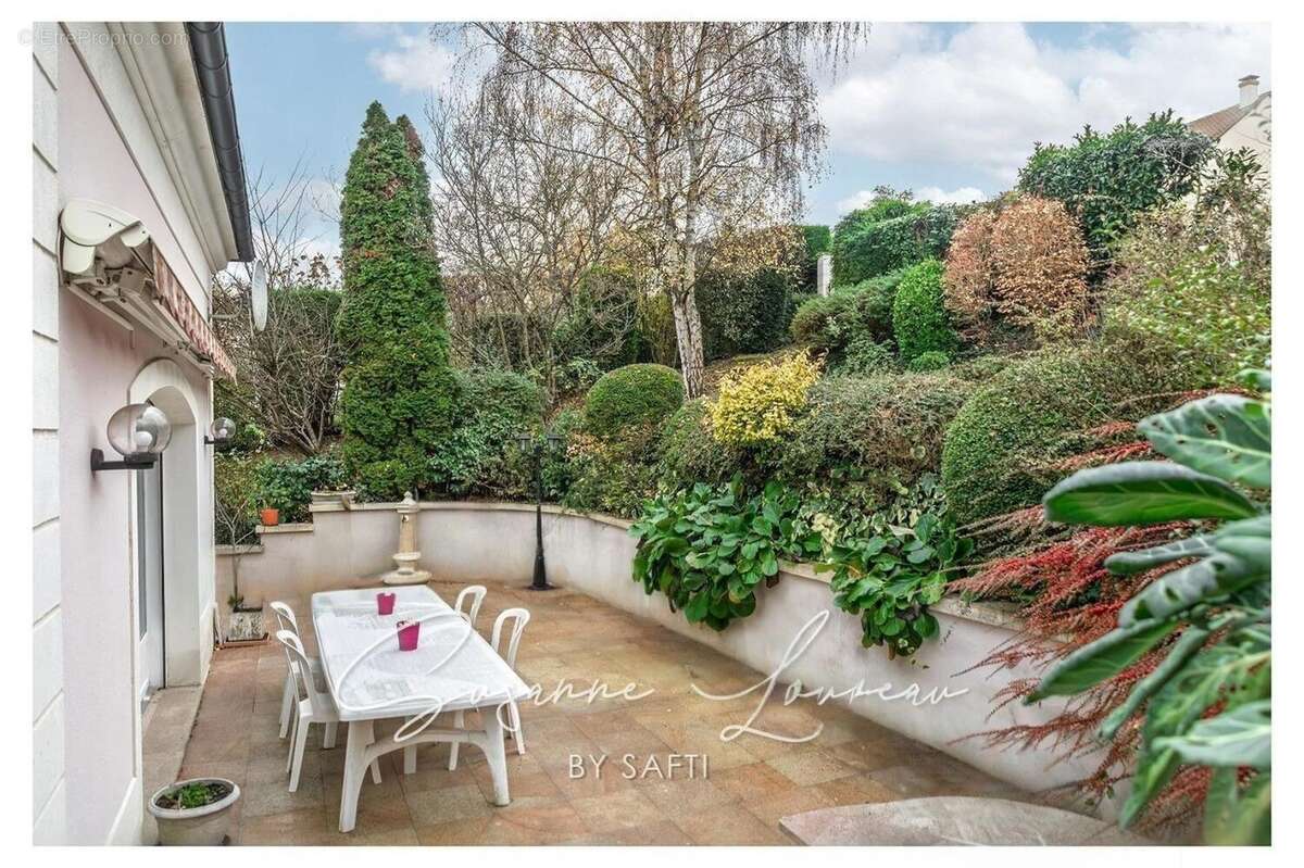 Photo 2 - Maison à L'ETANG-LA-VILLE