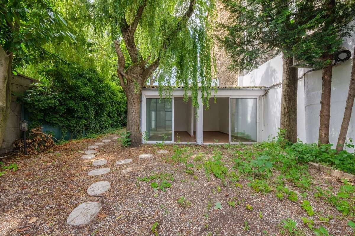 Maison à IVRY-SUR-SEINE