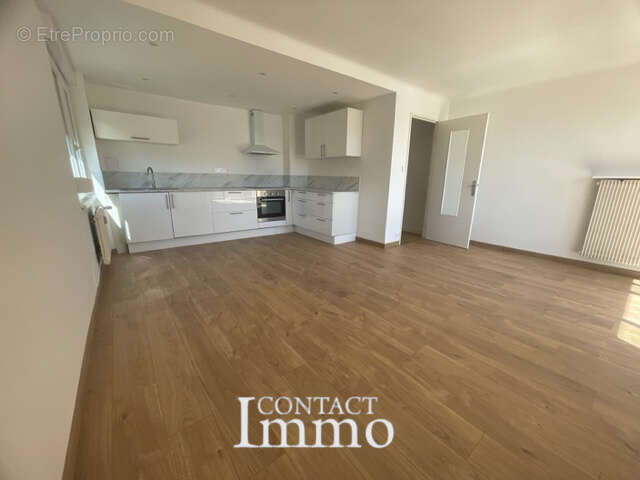 COLMAR Ladhof, lumineux T3, balcon , garage - photo 2