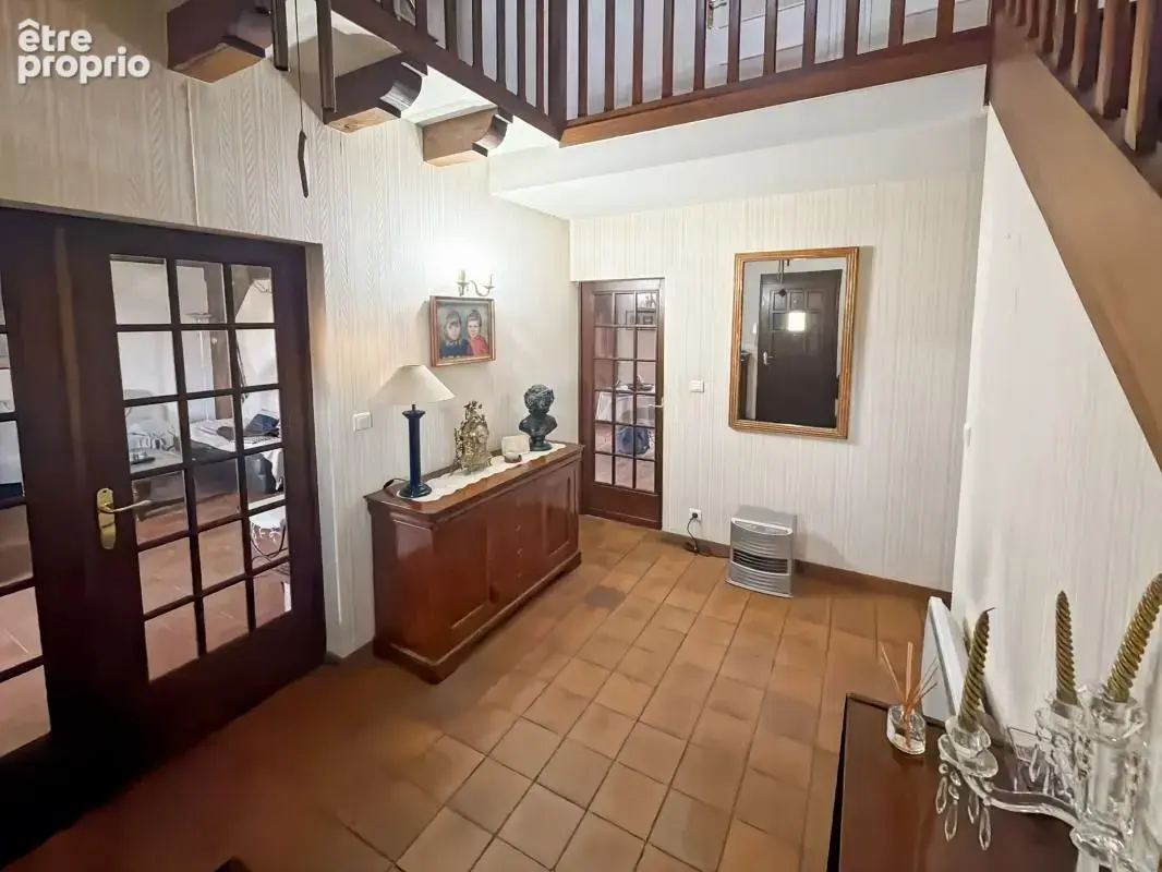 Jouy-le-potier – 7 pièces, 6 chambres, beau terrain : un beau potentiel à personnaliser ! - photo 6