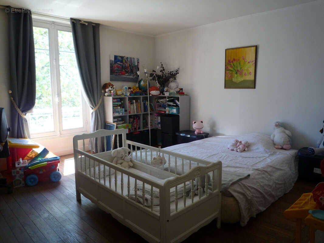 CHATEAU THIERRY  à vendre belle maison bourgeoise de 254 m2 dans un parc clos de 1372 m2 - photo 26