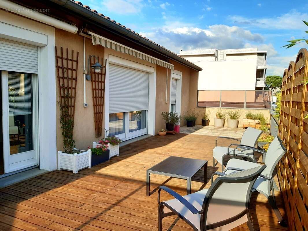 Appartement à BOURG-DE-PEAGE