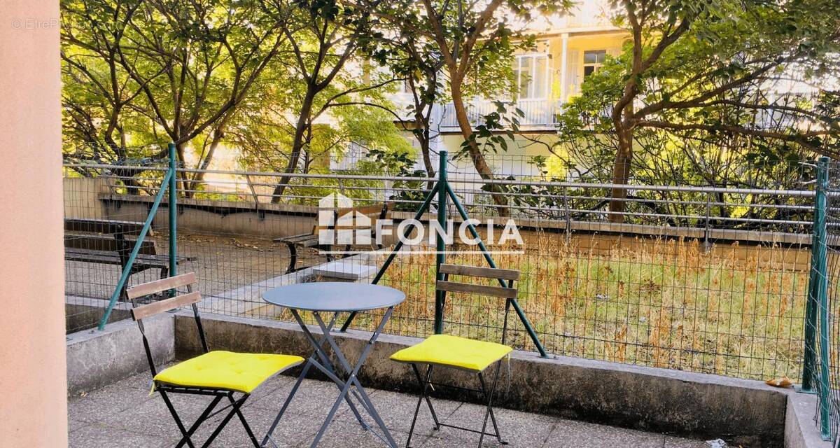 Appartement à MARSEILLE-5E