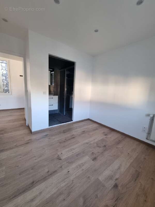 Appartement à PRESLES-EN-BRIE