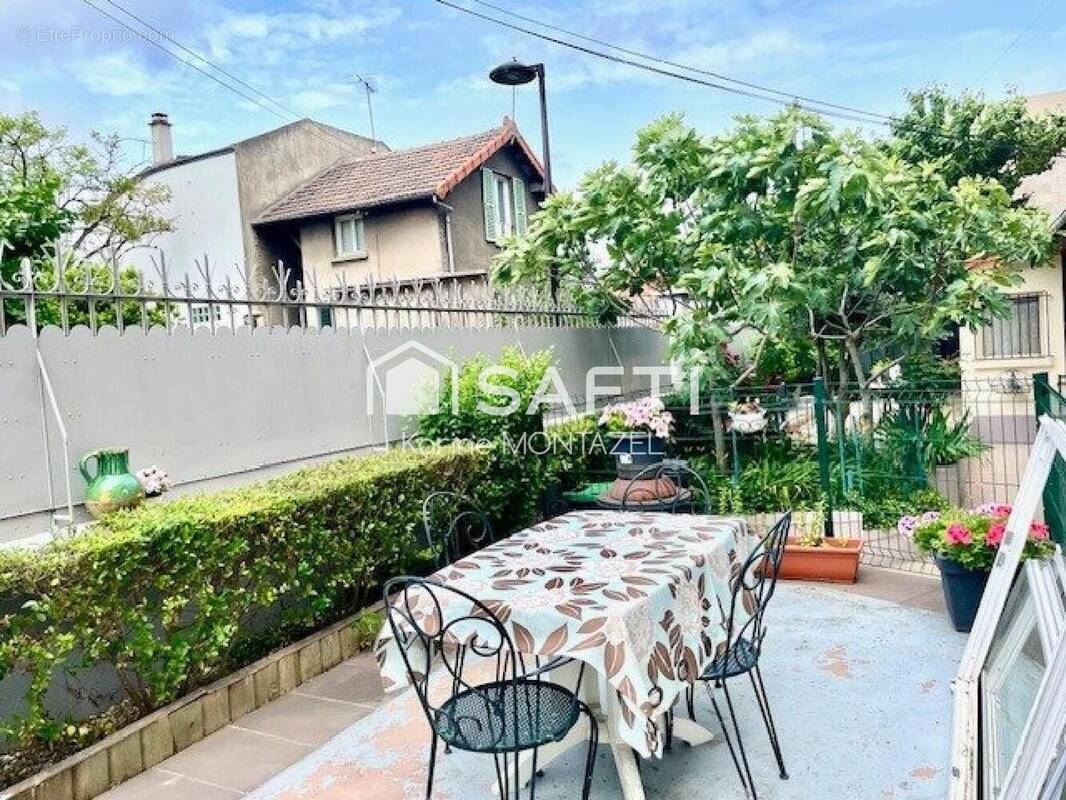 Photo 1 - Maison à IVRY-SUR-SEINE