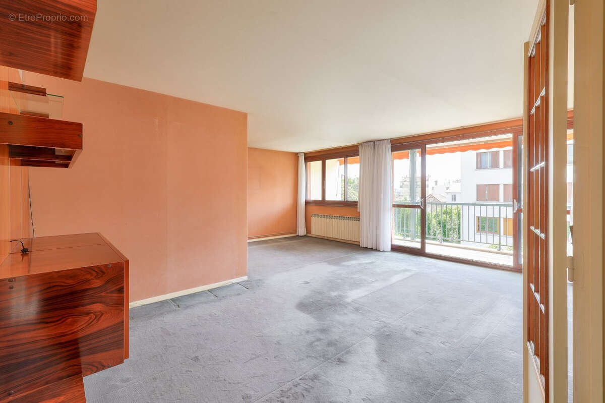 Appartement à FONTENAY-SOUS-BOIS