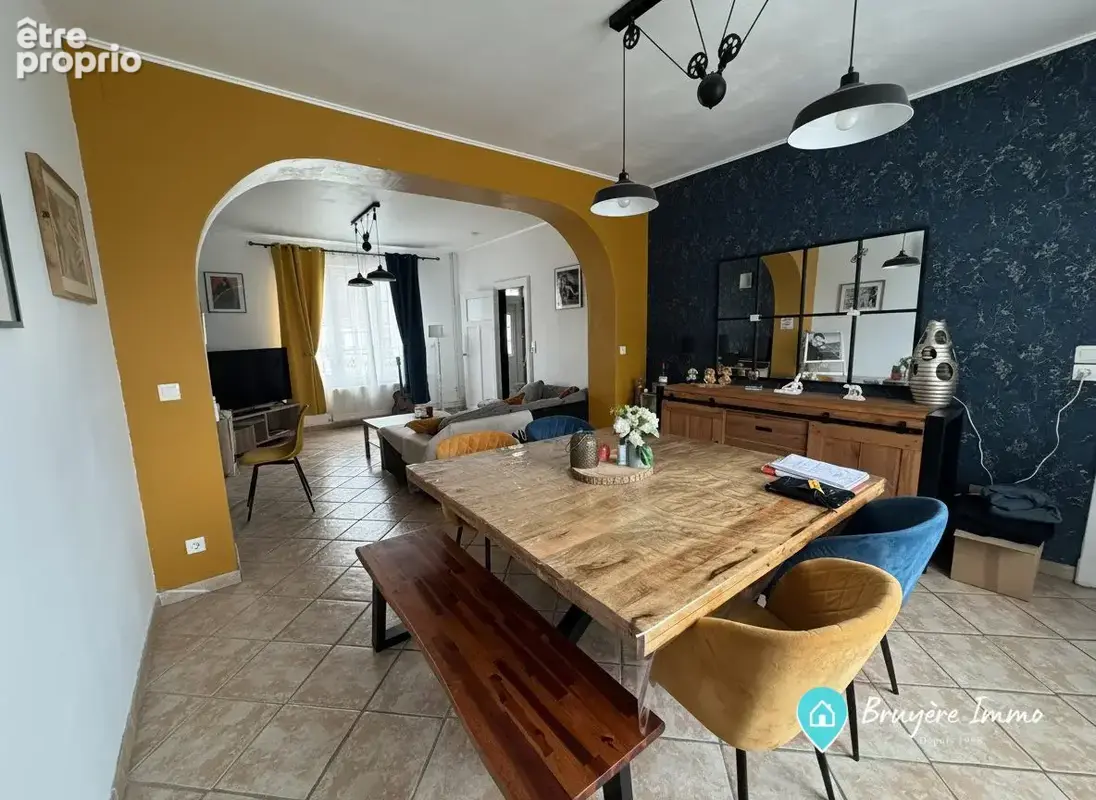 Maison 165 m² à Aulnoye-Aymeries  - photo 2