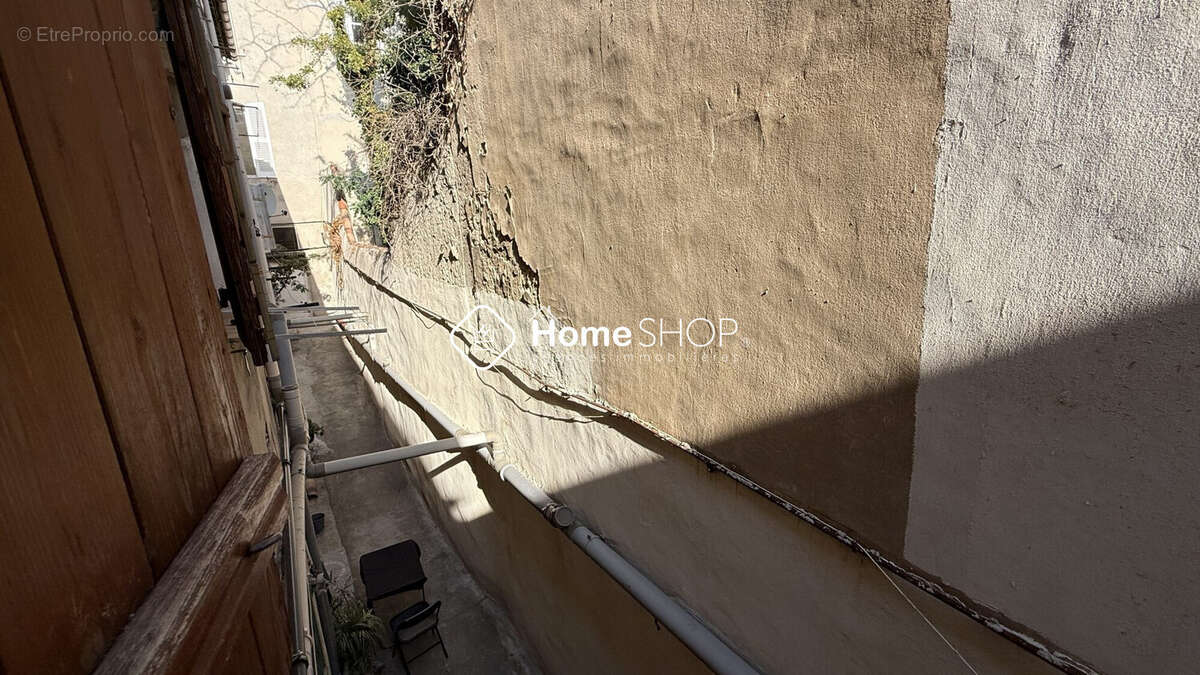 Appartement à MARSEILLE-6E