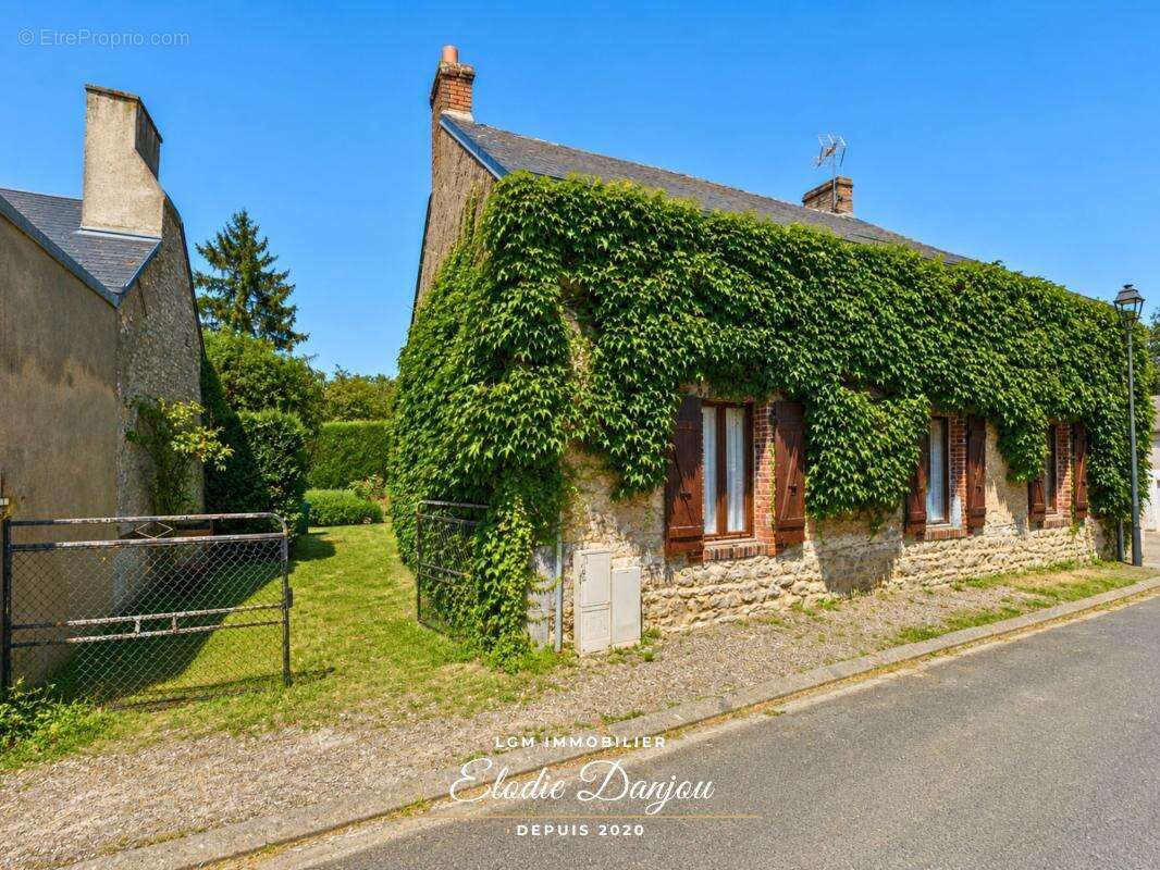 Maison en pierre avec 3 chambres, piscine et dépendances – À 10 minutes de Châteaudun - photo 14