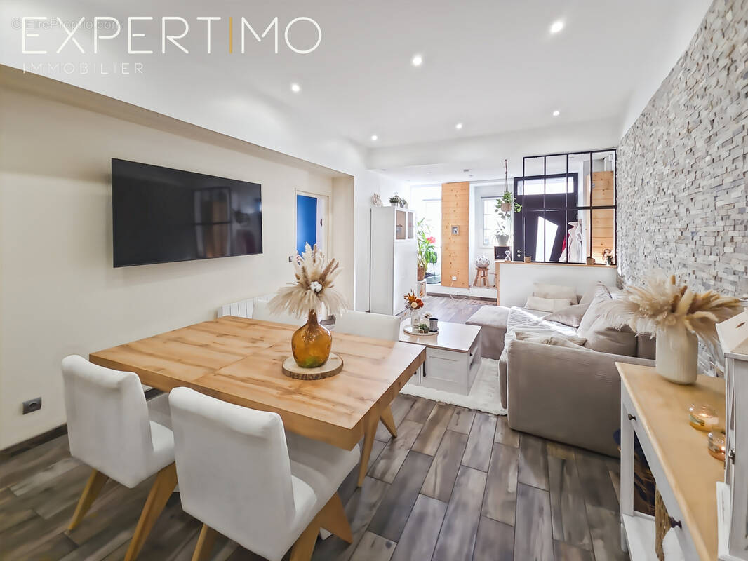 Appartement à EU