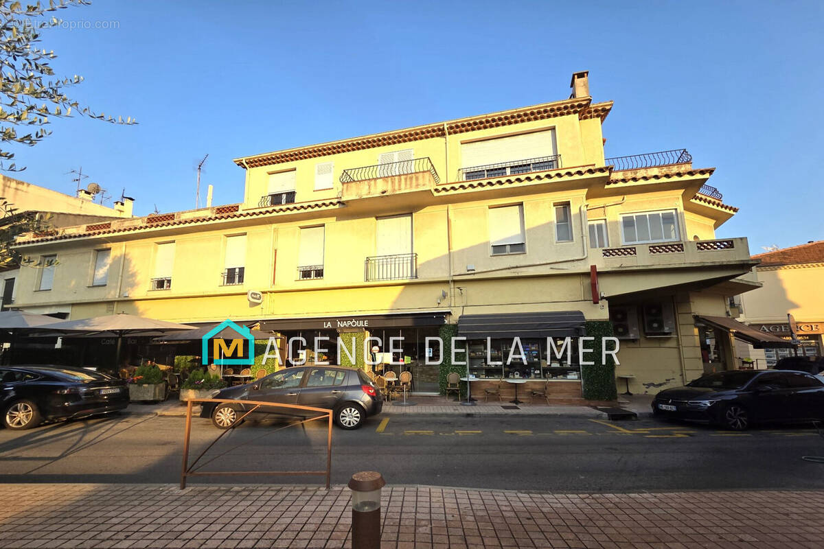 Appartement à MANDELIEU-LA-NAPOULE