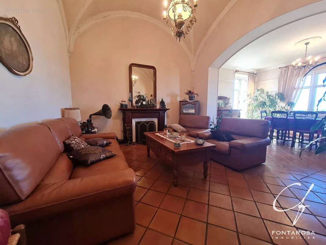 Maison à SAINT-RAPHAEL