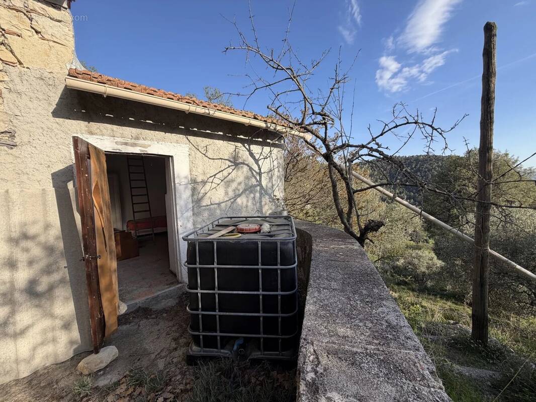 Maison à L'ESCARENE