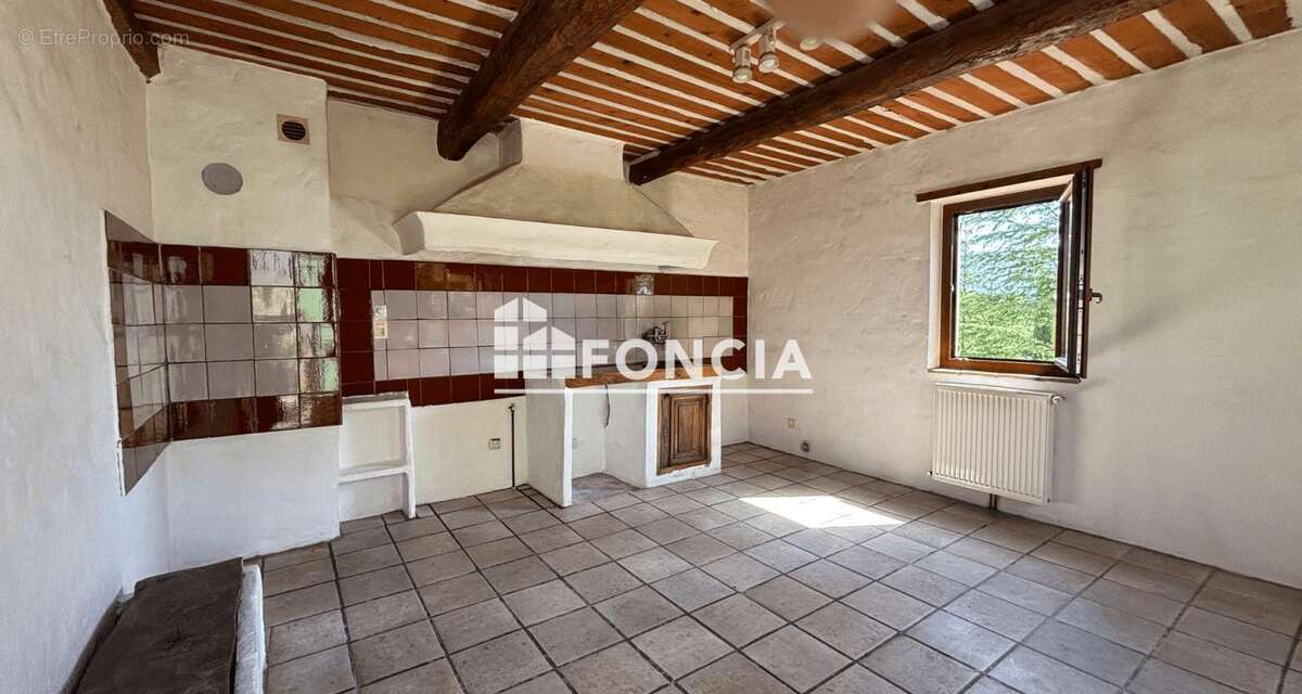 Maison à CHAMPTERCIER