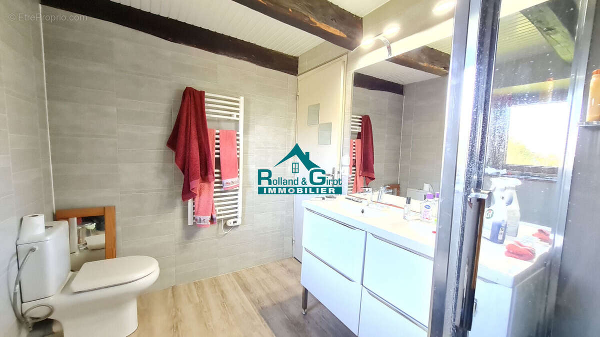 Maison à SAINT-OUEN-DES-ALLEUX