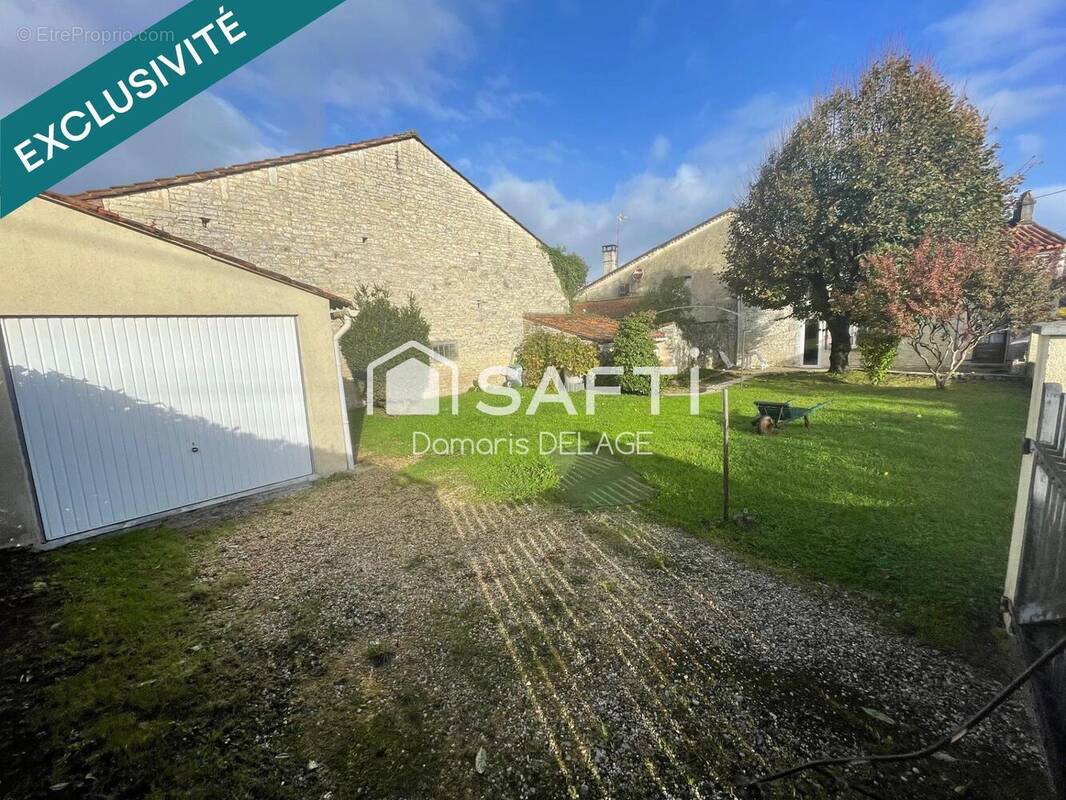 Photo 1 - Maison à BRIE