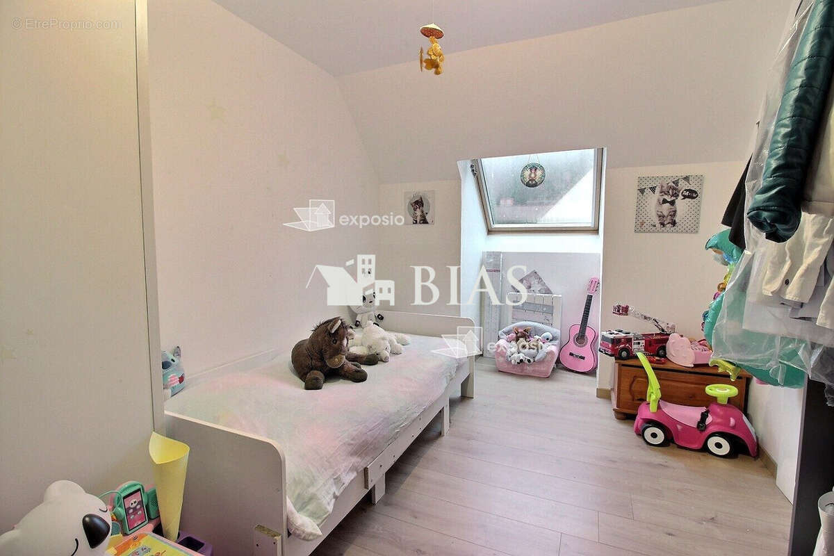 Maison à SAINT-PIERRE-DU-BOSGUERARD