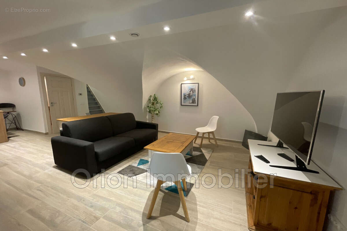 Appartement à LE CANNET