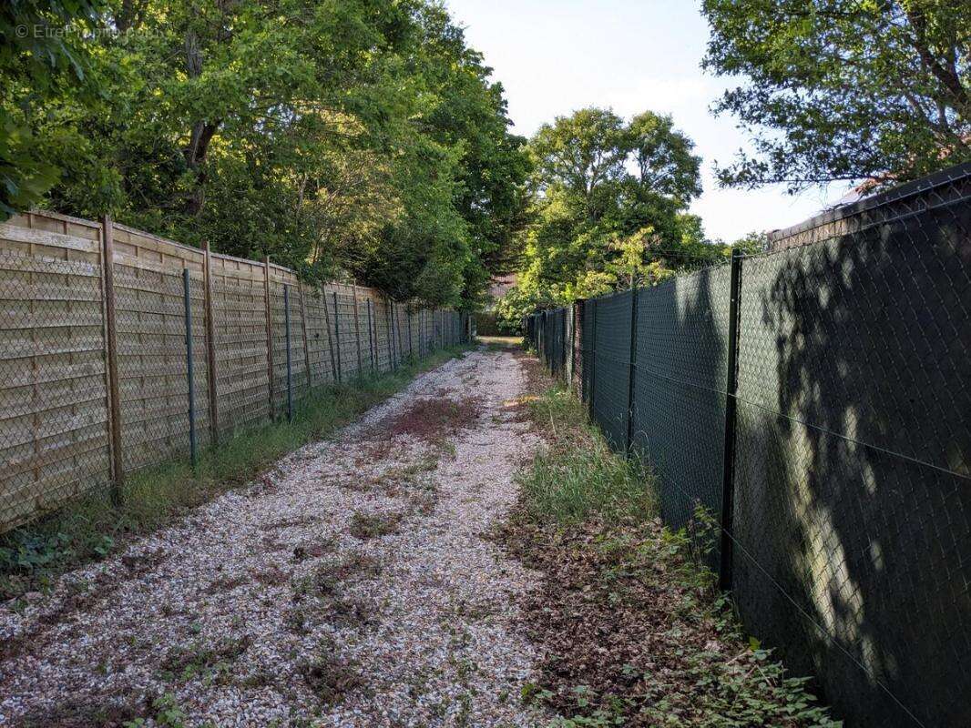 Maison à MOUSSEAUX-SUR-SEINE
