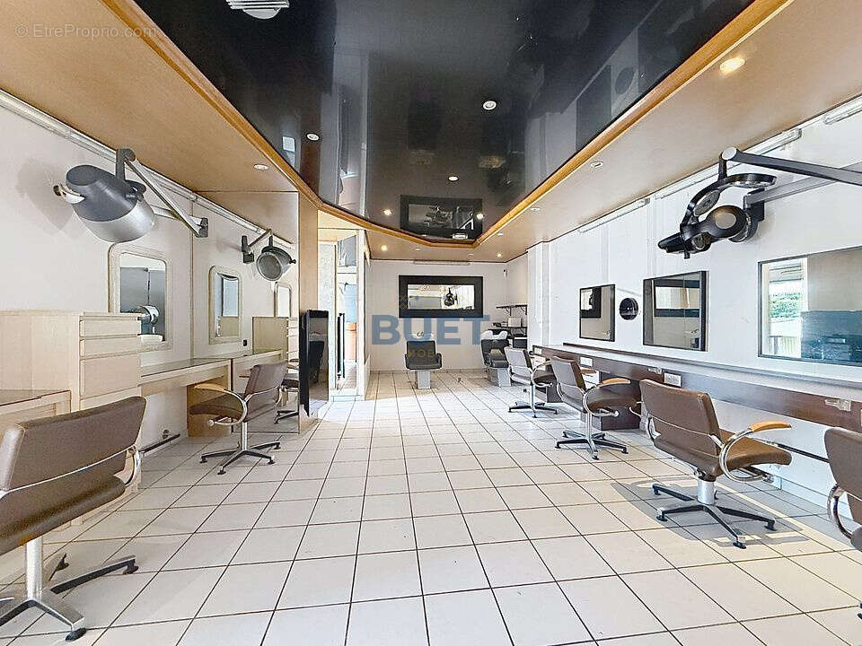 Local commercial a vendre - poincare / clemenceau - photo 4