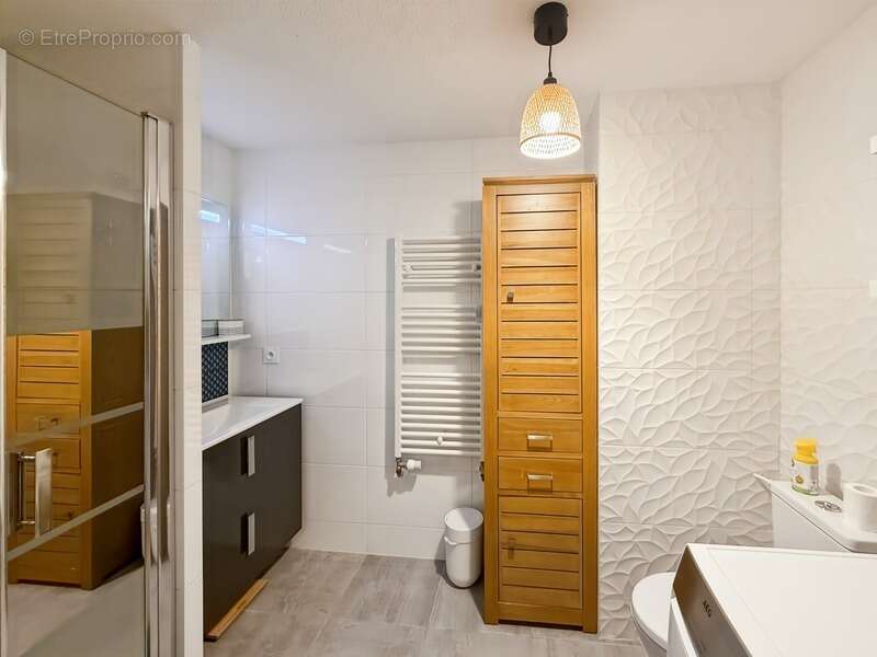 Superbe Duplex T4 - Double Terrasse - Parking - Entre Nansouty et Barrière de Bègles - photo 10
