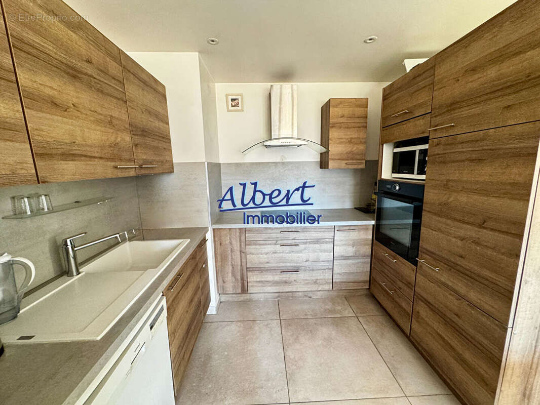 Appartement à SANARY-SUR-MER