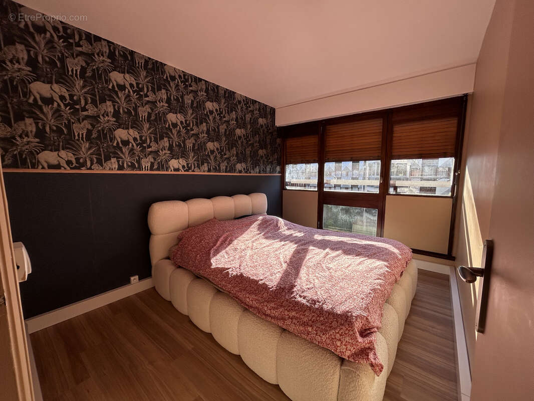 Appartement à VERSAILLES