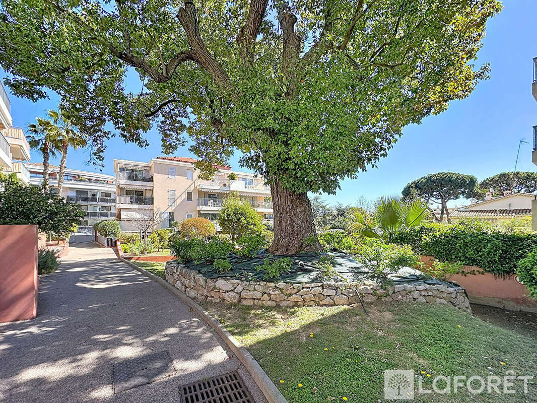 Appartement à ROQUEBRUNE-CAP-MARTIN
