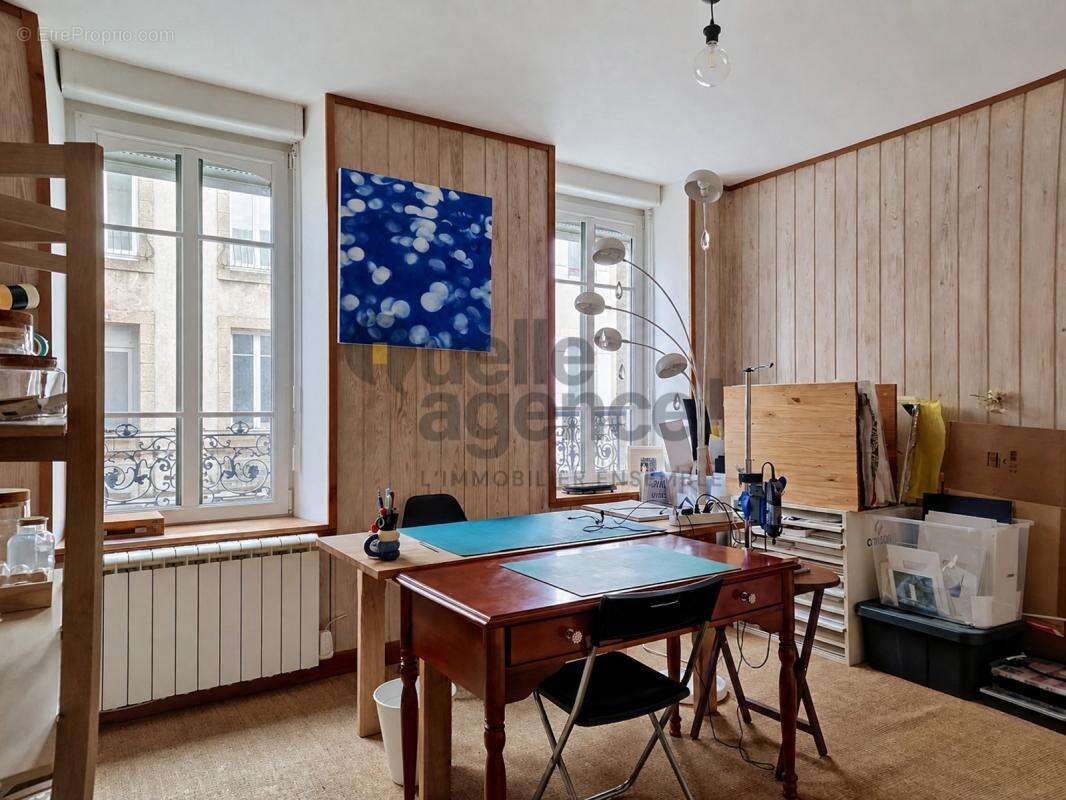 Brest – Boutique authentique au cœur du quartier artistique - photo 4