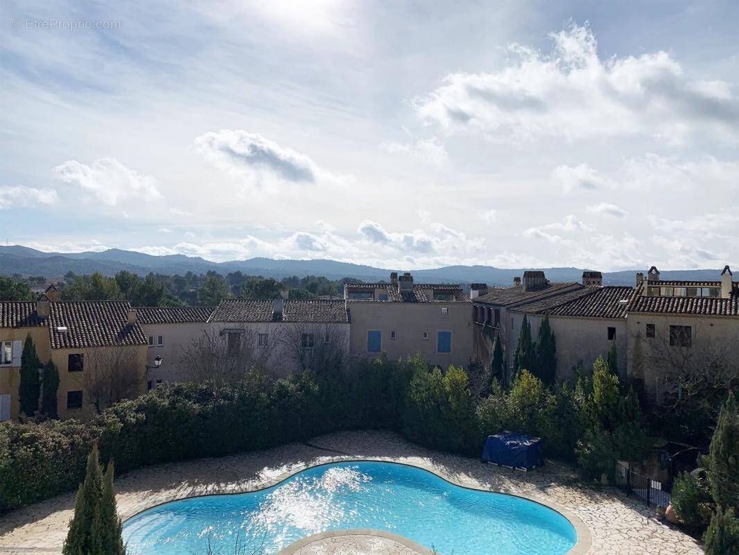 Appartement à MALLEMORT