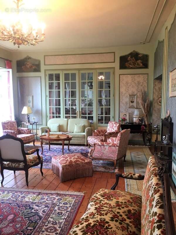 Superbe maison de maitre 7 chambres avec jardin, garage et vue sur la rivière à Saintes - photo 6