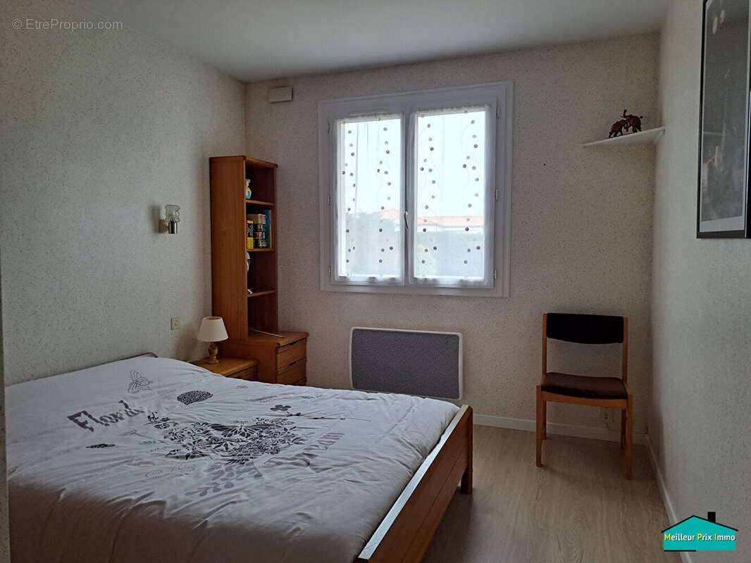 Maison à ROCHESERVIERE