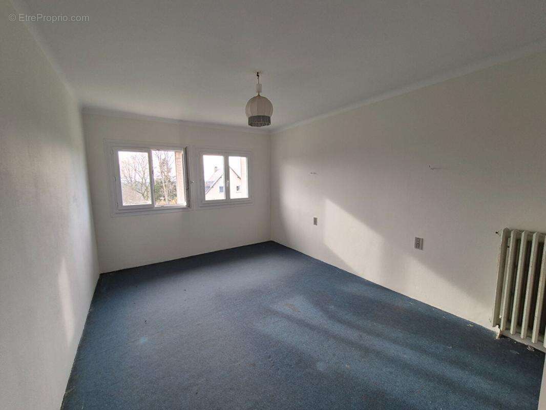 Maison Montaignac Sur Doustre 7 pièce(s) 204 m2 - photo 10