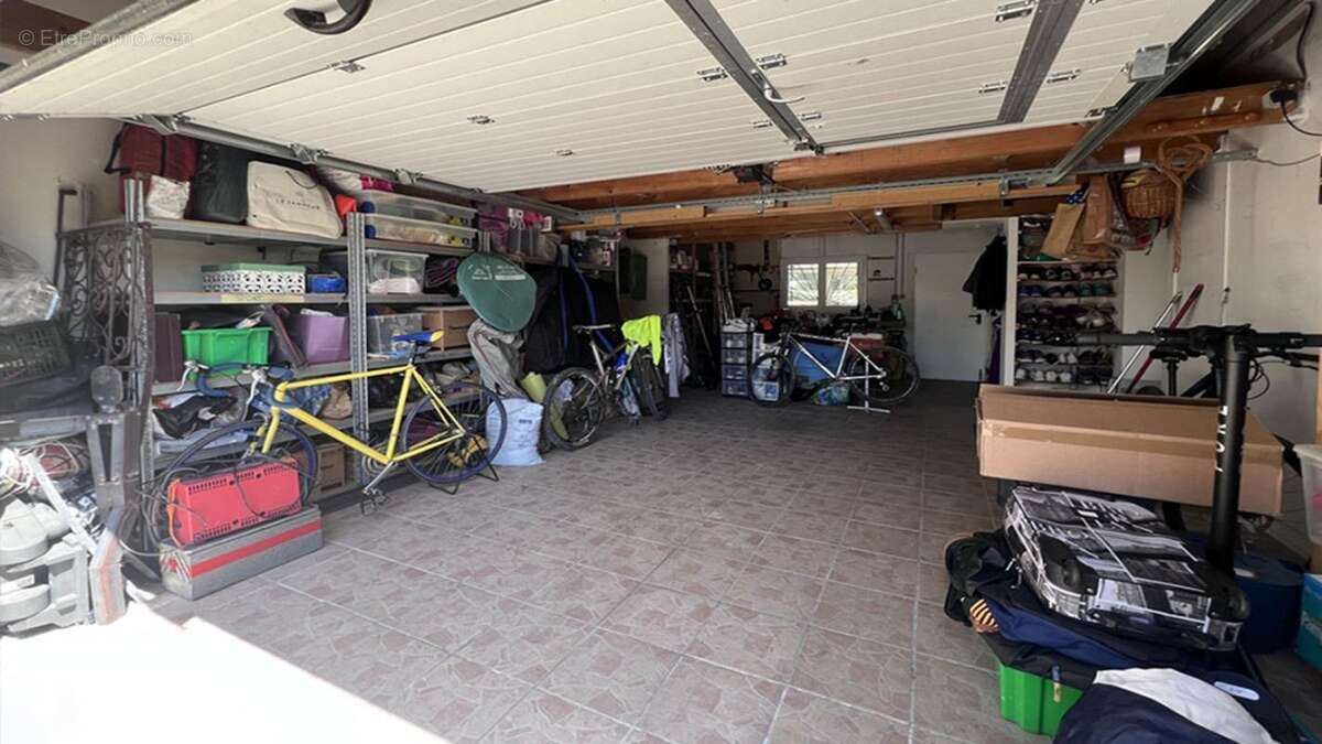 Maison à LES MATELLES