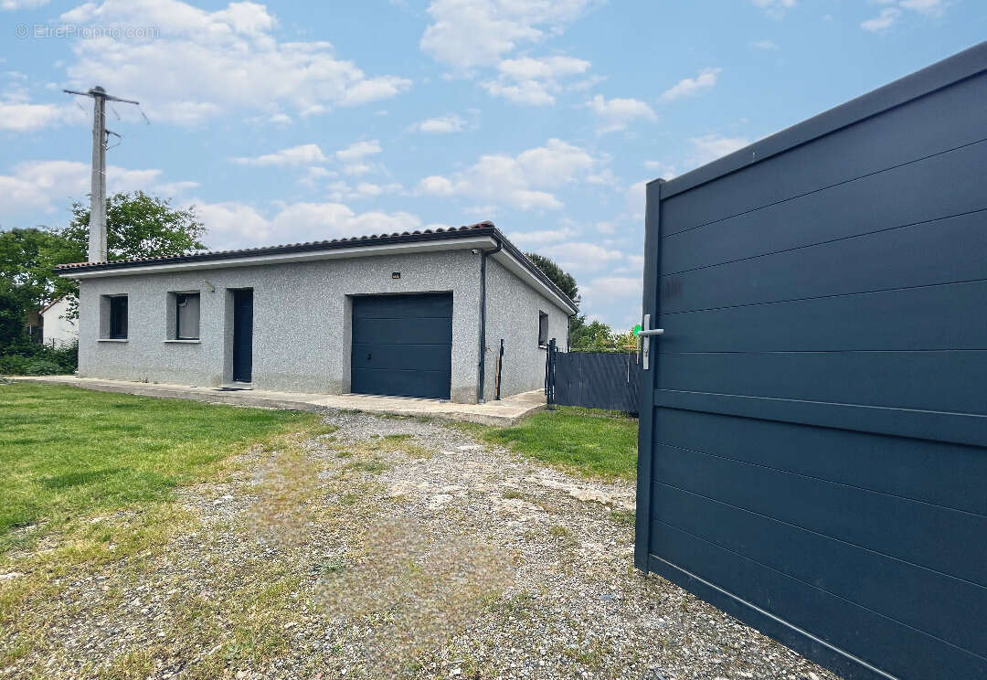 Maison à LAGARDELLE-SUR-LEZE